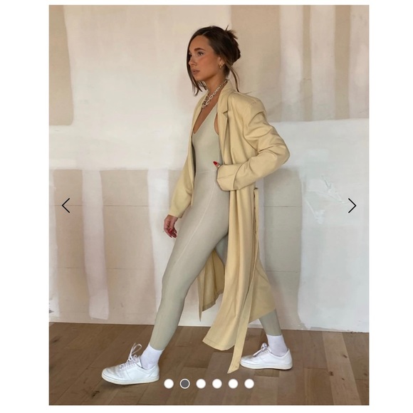 WeWoreWhat Scoop Rib Jumpsuit in Khaki Chain Belt - Picture 4 of 6